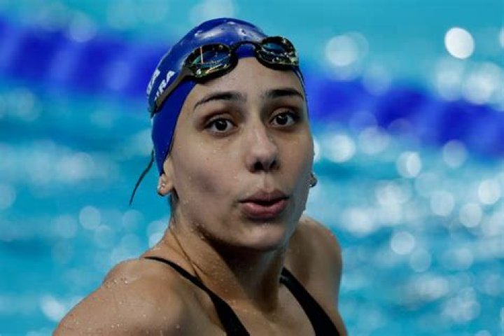 A Deep Dive into the Life and Career of Ana Carolina Vieira: The Rising Star of Swimming