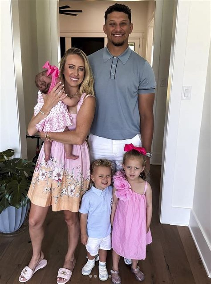 Are Patrick Mahomes' Parents Married? A Deep Dive into Family Dynamics