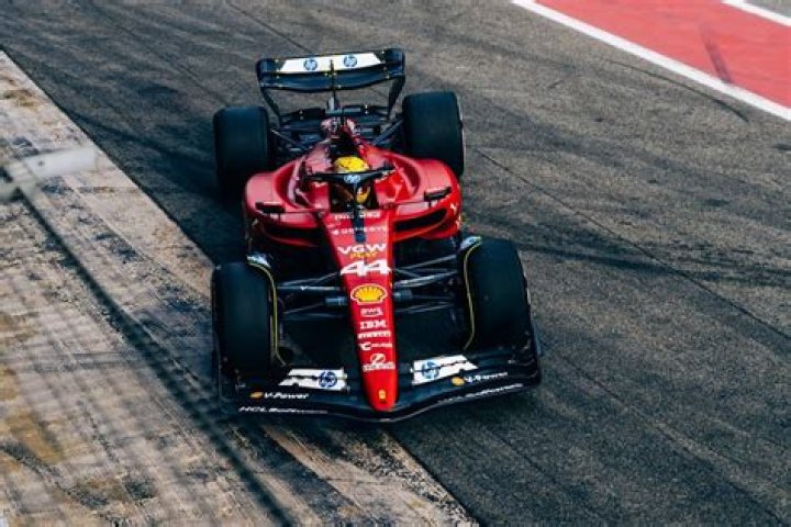 Discovering the Height of Lewis Hamilton: A Formula 1 Legend