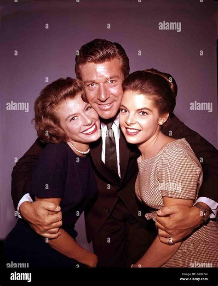 Efrem Zimbalist Jr Net Worth: A Deep Dive into the Life and Legacy of a Hollywood Icon