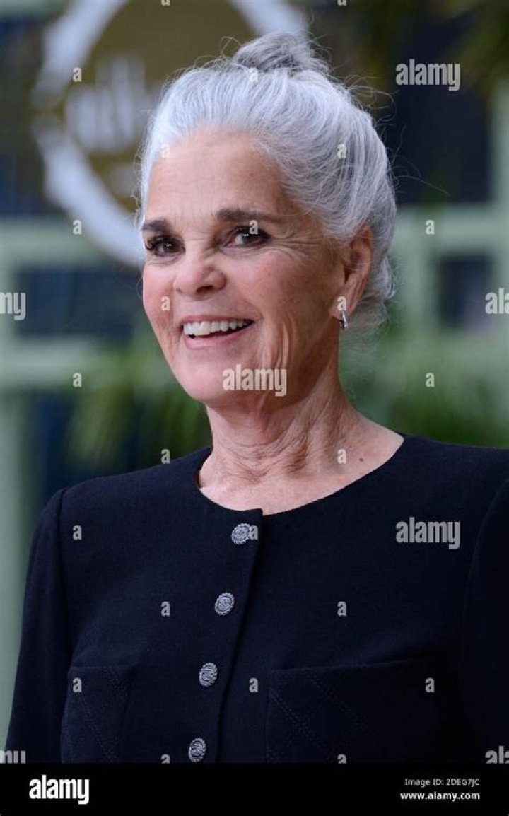Exploring the Life and Legacy of Ali MacGraw: A Hollywood Icon