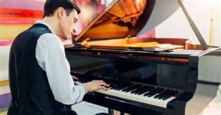 How Much Does a Pianist Make: Exploring the Earnings of a Piano Virtuoso
