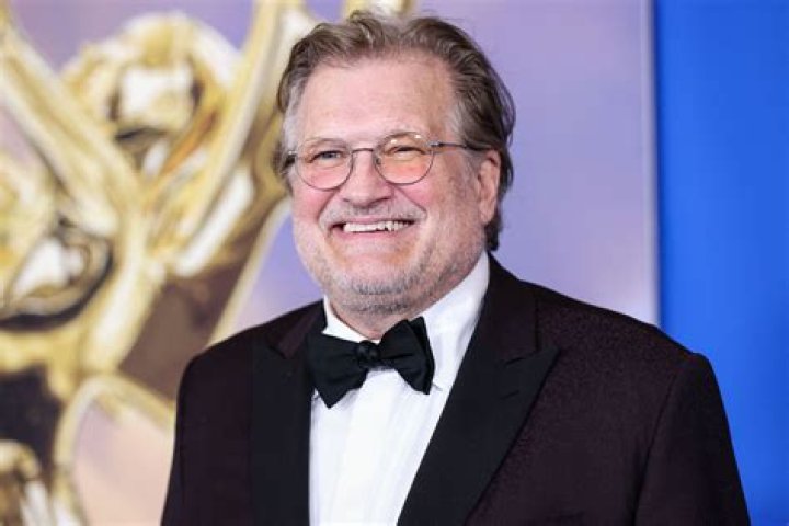 Is Drew Carey Gay? Unveiling the Truth Behind the Iconic Comedian