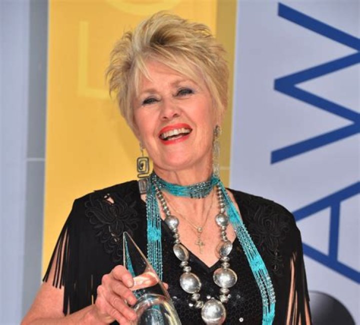 Janie Fricke Net Worth: A Deep Dive into the Country Music Star's Wealth