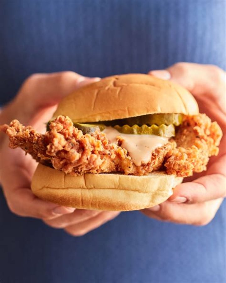 Popeyes Chicken Sandwich: The Ultimate Guide to the Culinary Sensation
