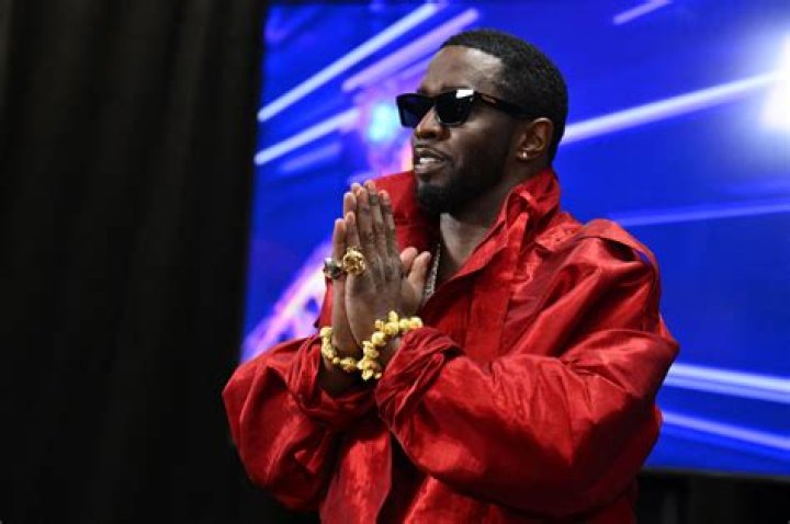 Sean Diddy Combs Returns to Instagram After Deleting His Account: A Closer Look