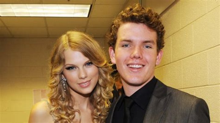Taylor Swift's Brother: A Closer Look at Austin Swift