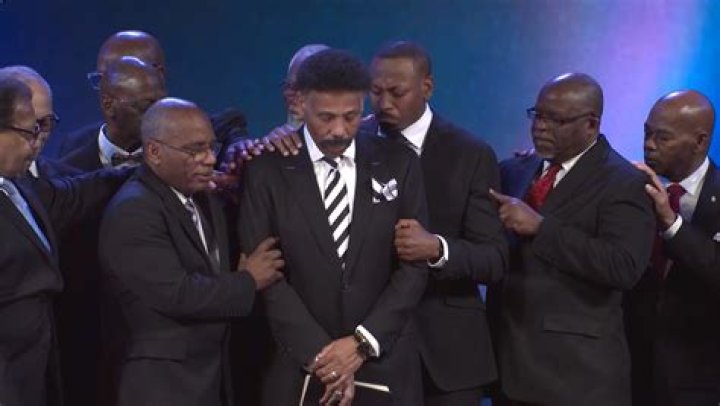 Tony Evans Steps Down: A New Chapter in Leadership