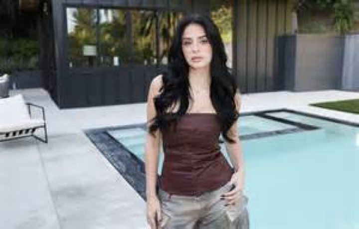 Unveiling the Charisma of Camilla Araujo