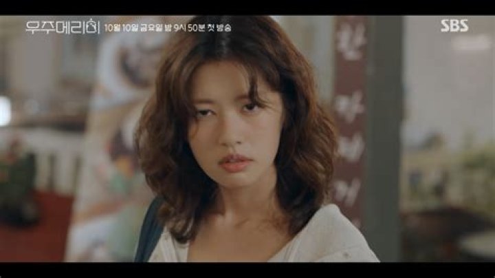 Unveiling the Life of Jung So-min's Daughter: A Glimpse into Their World